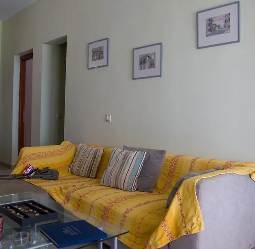 Corinthian ヴィラ *